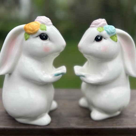 White Ceramic Easter Bunny Holding Bible Figurine Religious Holiday Decor - Picture 5 of 5